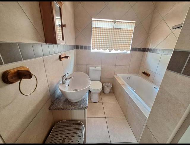 3 BEDROOM HOUSE FOR SALE IN SEEMEEU PARK